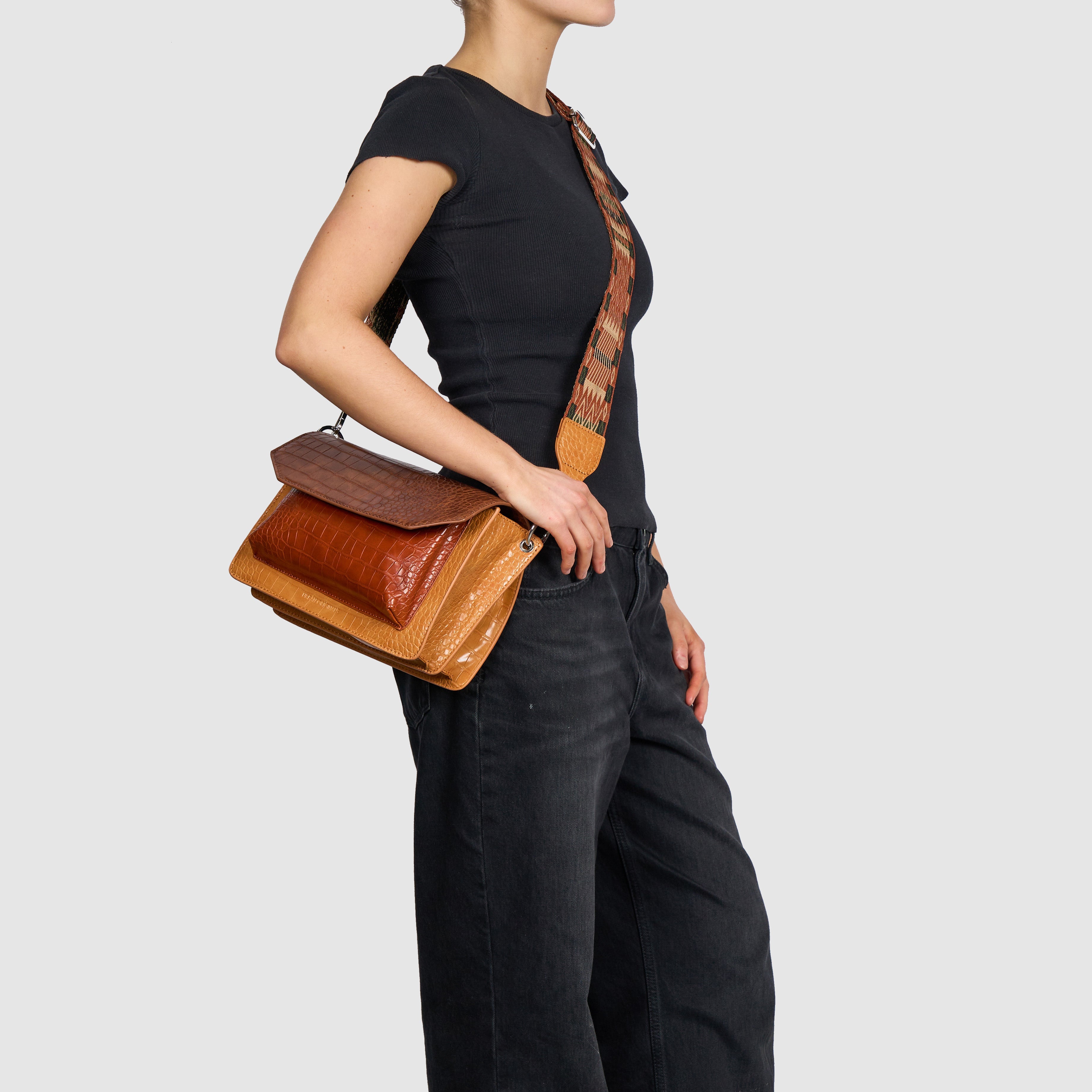 Au Revoir - Tan Urban Originals USA