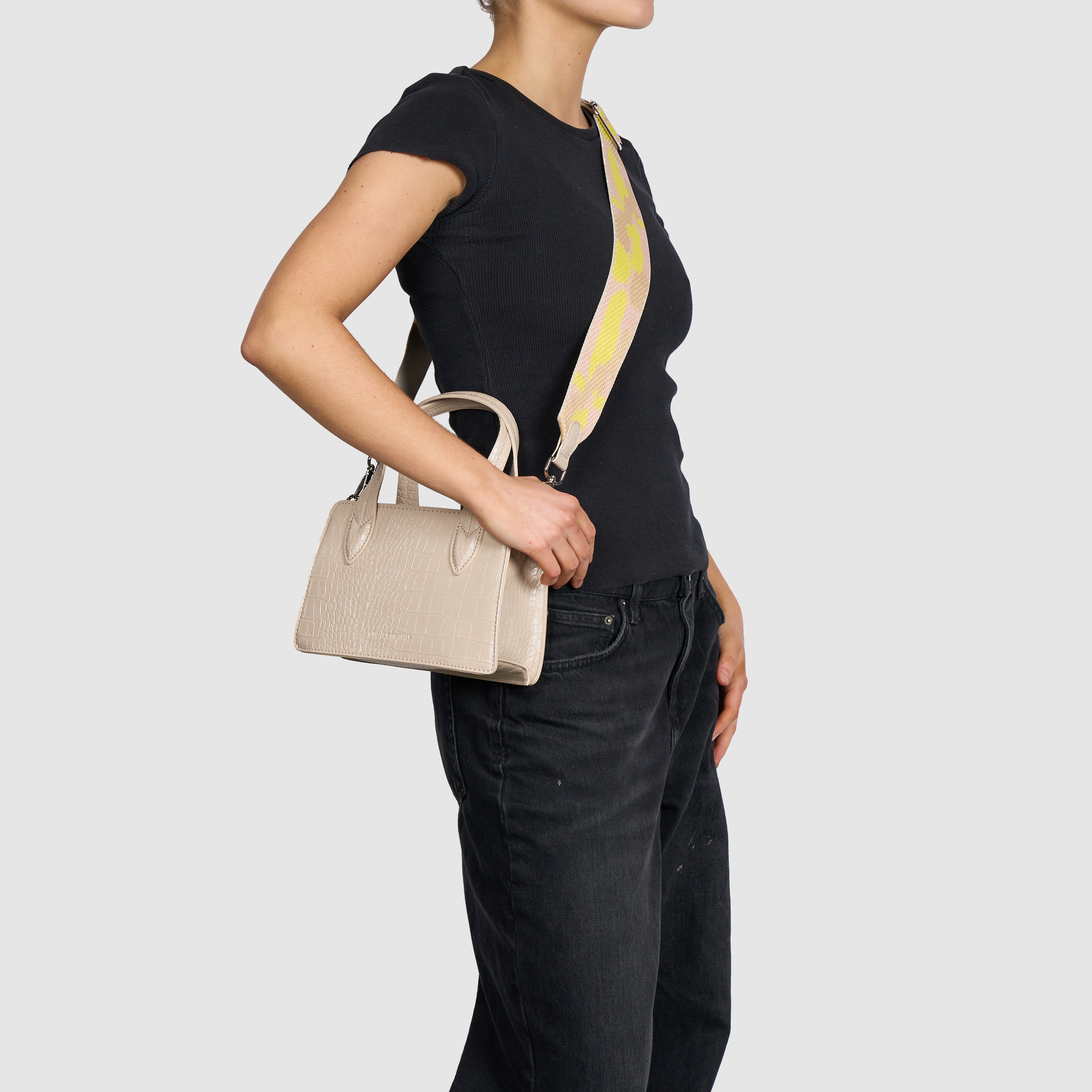 August Crossbody - Cream