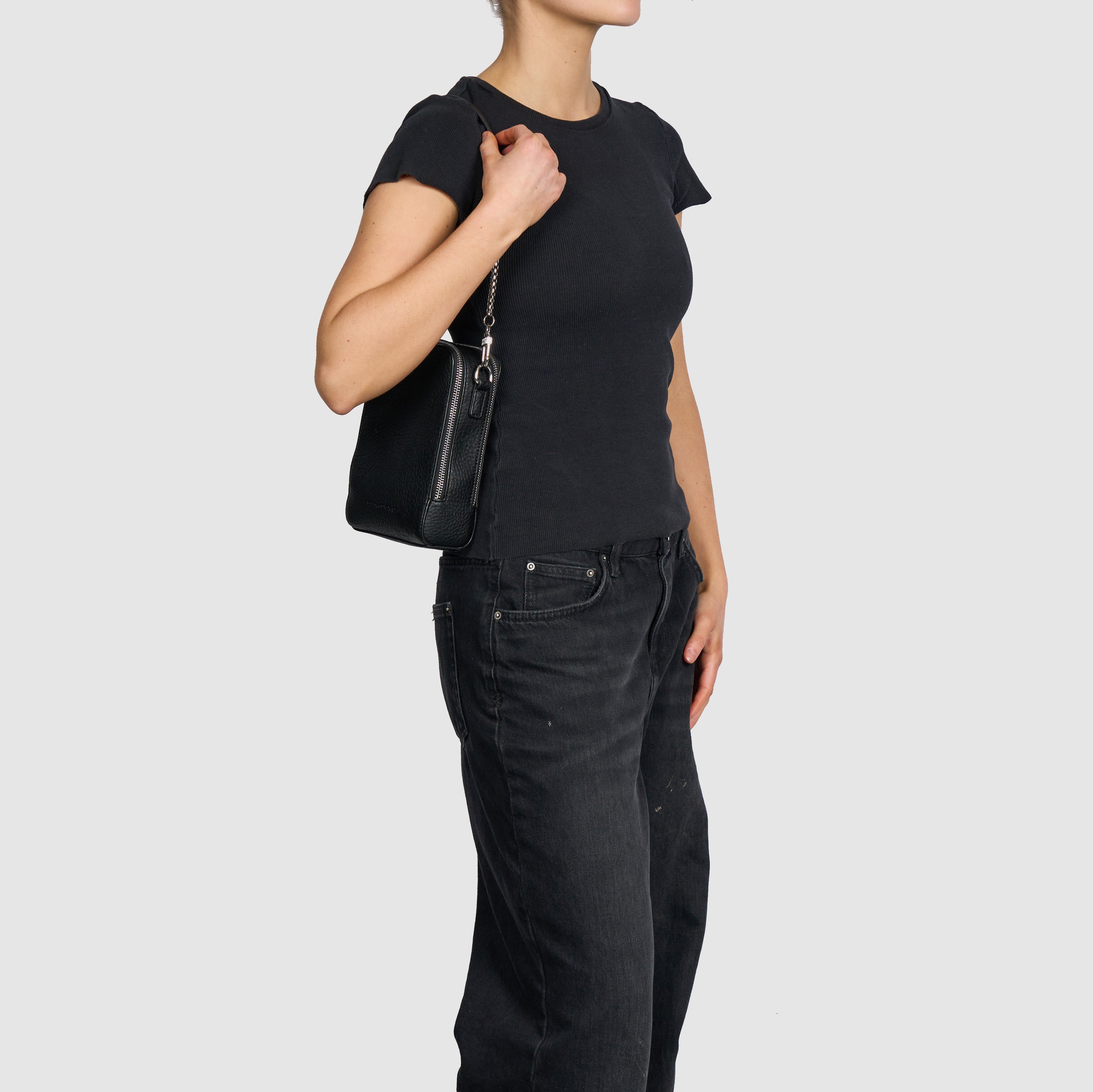 Mirror Mirror - Black