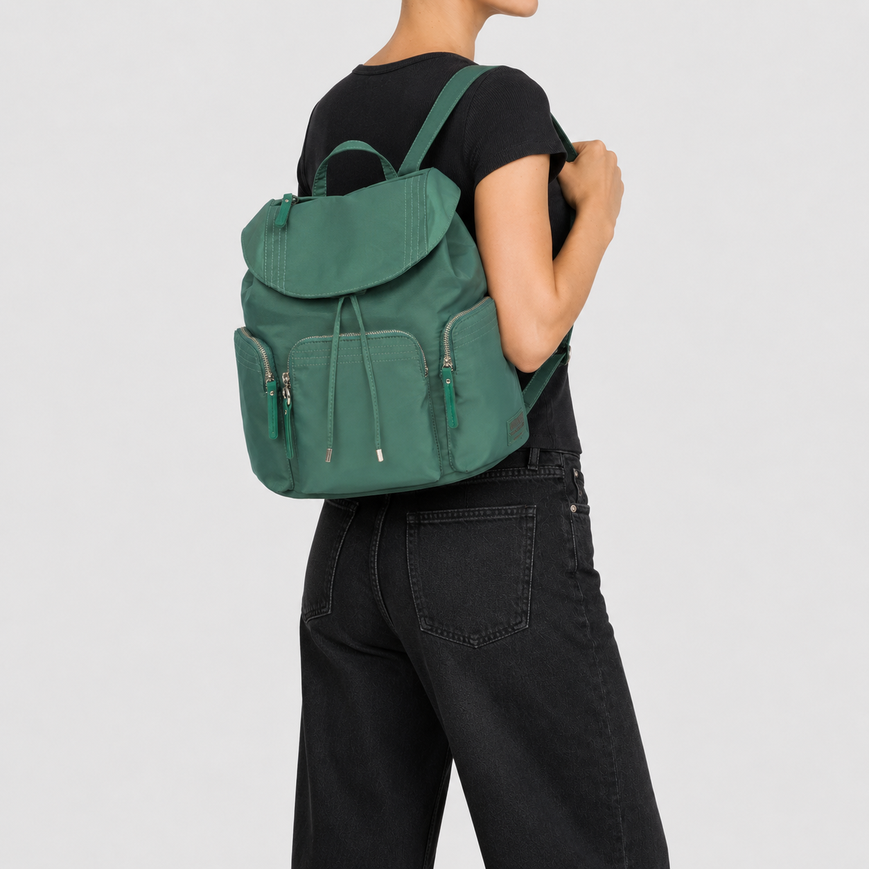 Adventurer Backpack - Green