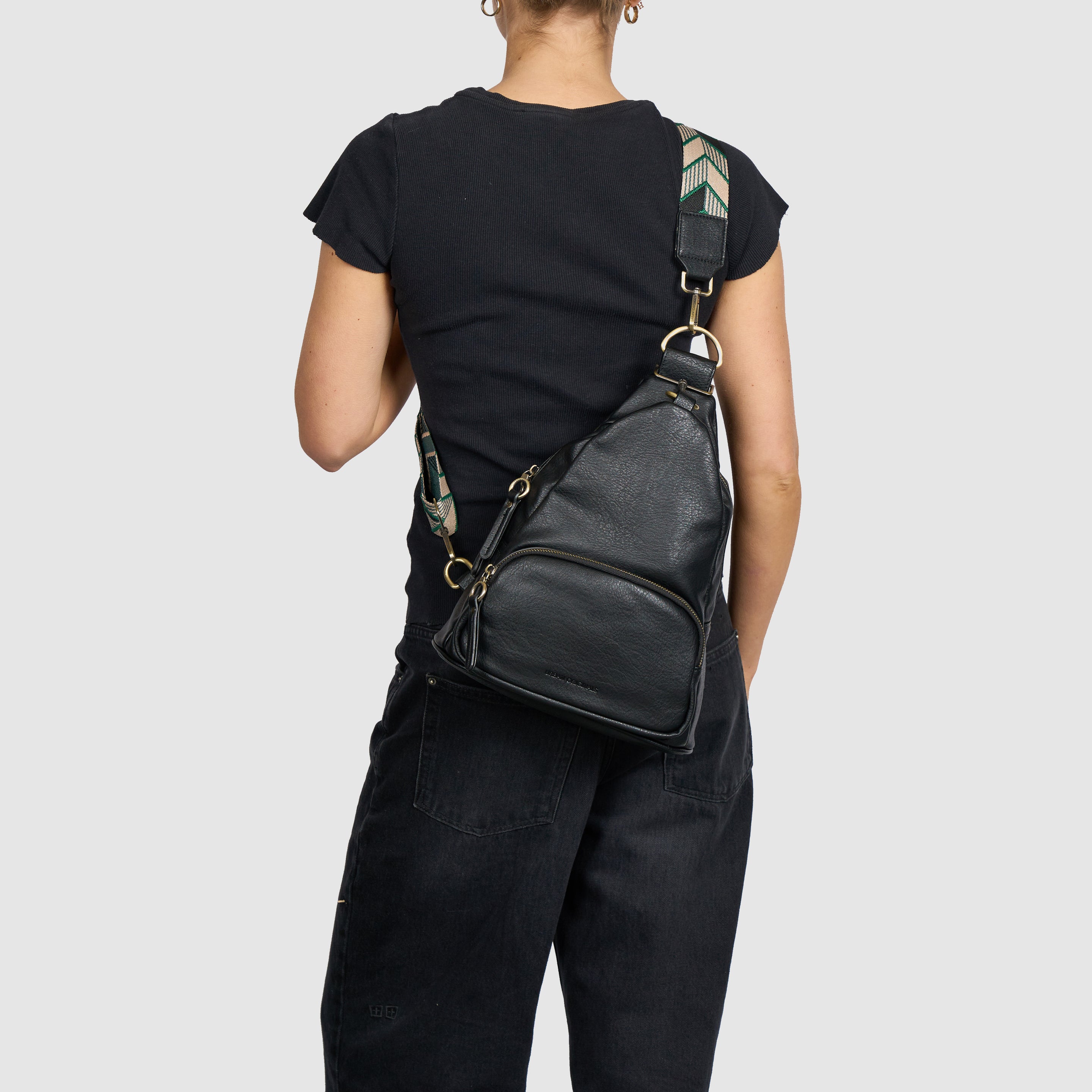 Blossom Utility Side Bag Tee - BLACK – ANYTHING GOES ONLINE