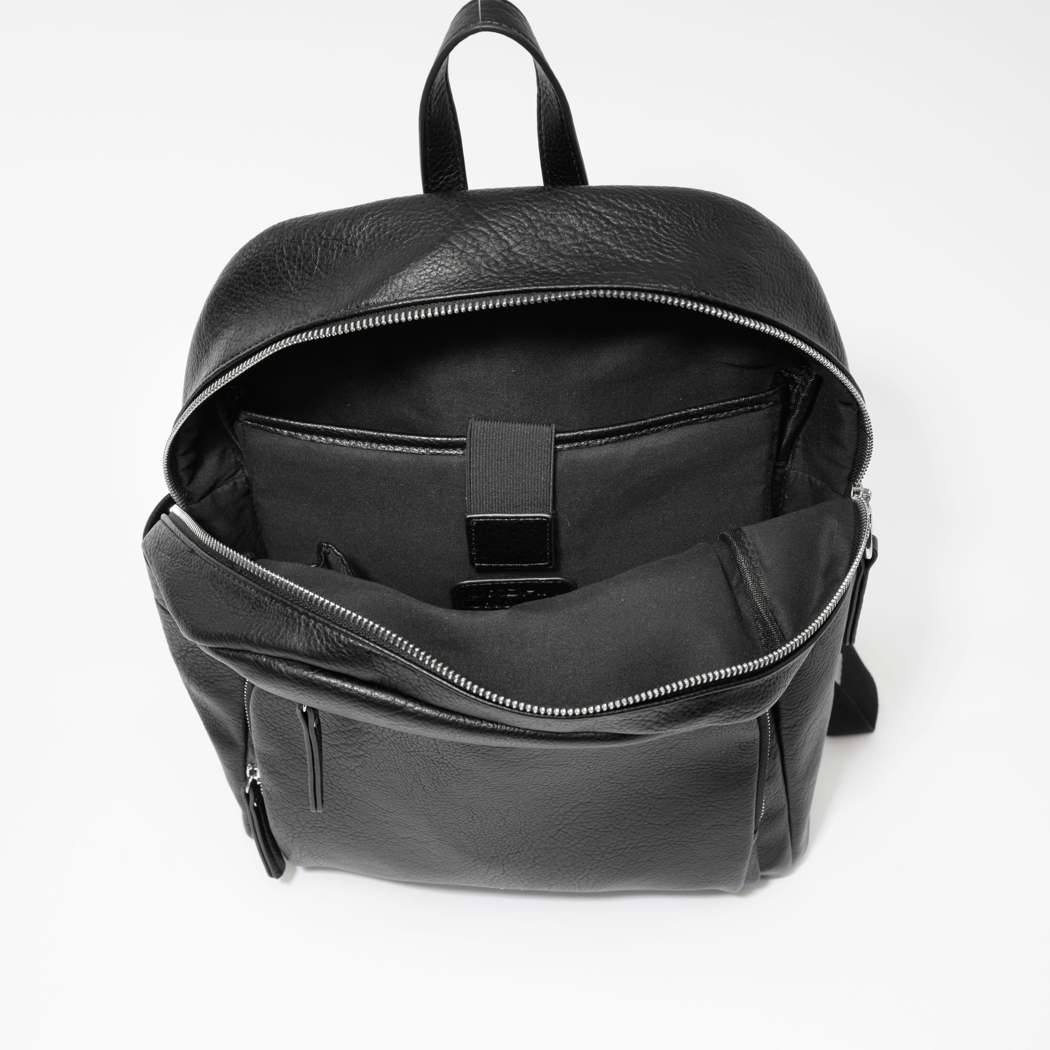 Focus Backpack - Black