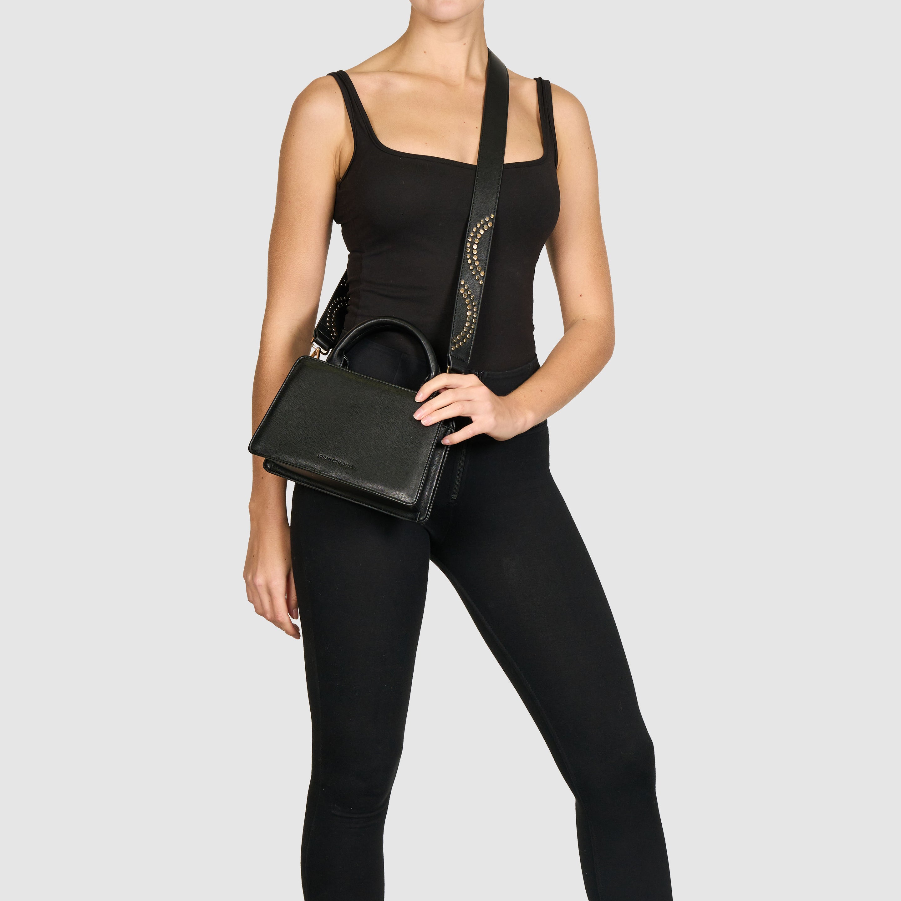 Load image into Gallery viewer, Anthem Crossbody-Black

