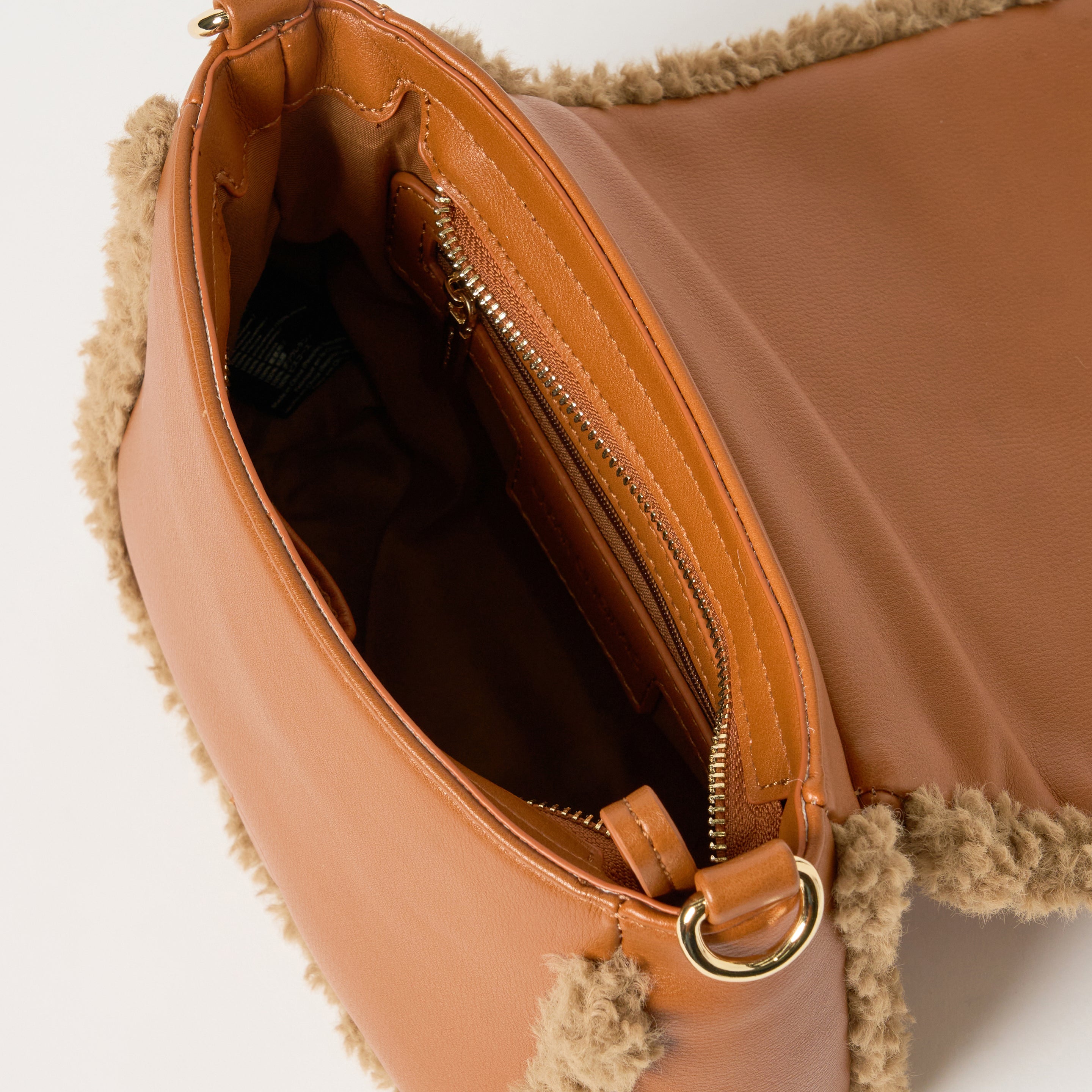 Load image into Gallery viewer, Shearling Crossbody - Sand
